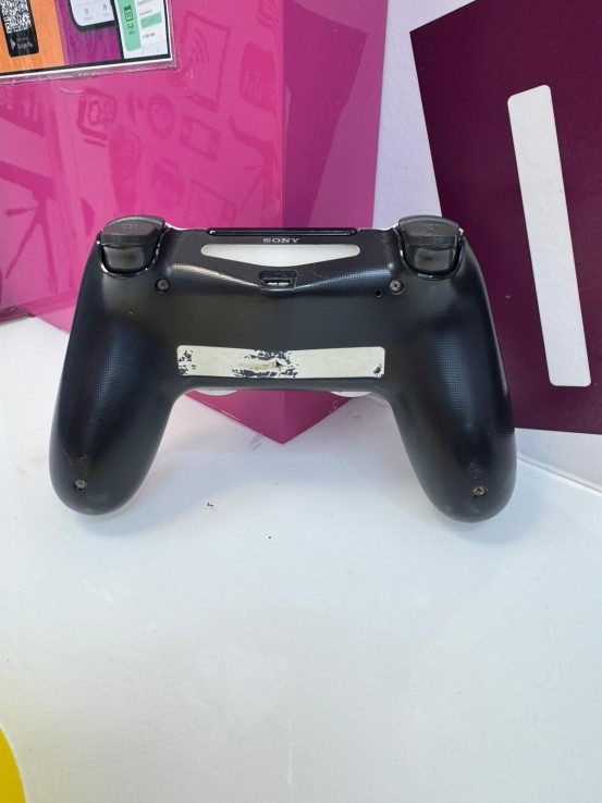 9-9-76556-2-Consola PS4 Fat 500gb 