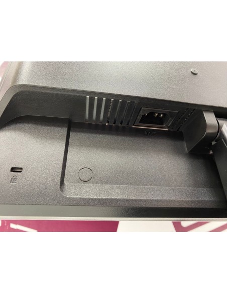 8-8-77007-5-Monitores ASUS VW199DR