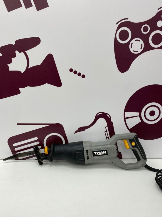 8-8-77046-1-Sierra Sable titan TTB881RSP. 