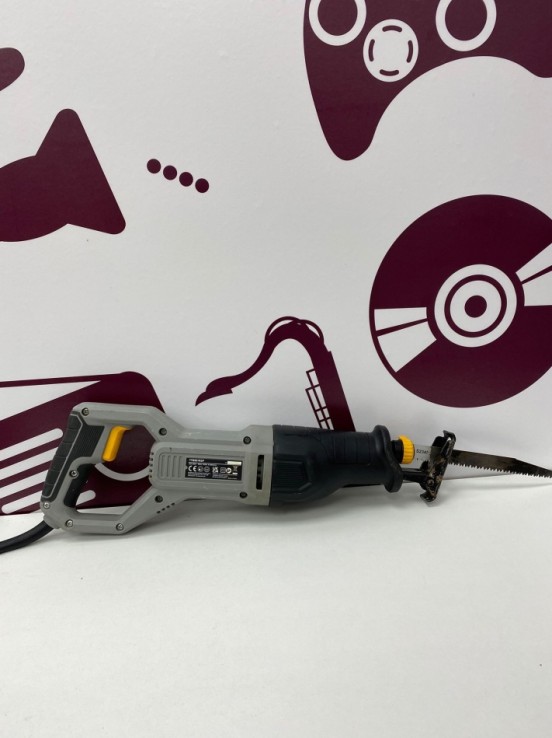 8-8-77046-2-Sierra Sable titan TTB881RSP. 