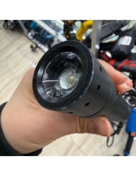 8-8-74444-7-Linterna Led Lenser T7