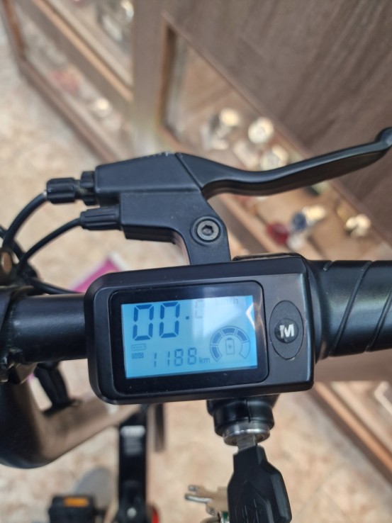 1-1-270785-3-Bicicleta Electrica Mini Roja Negra Y1S