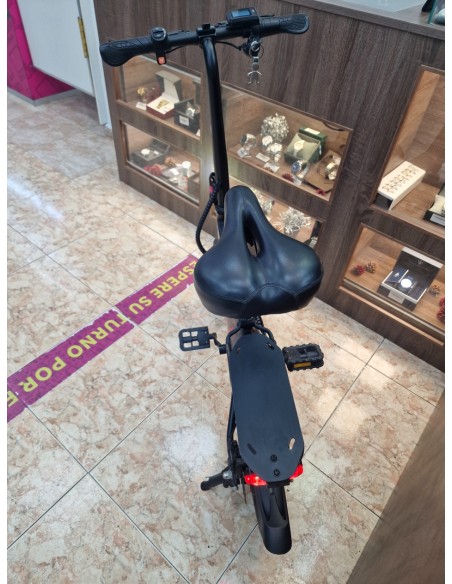 1-1-270785-4-Bicicleta Electrica Mini Roja Negra Y1S