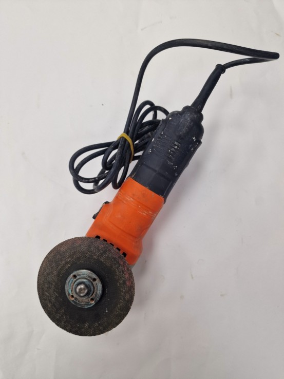 1-1-269255-4-Radial Black And Decker Adbeg 115 760W