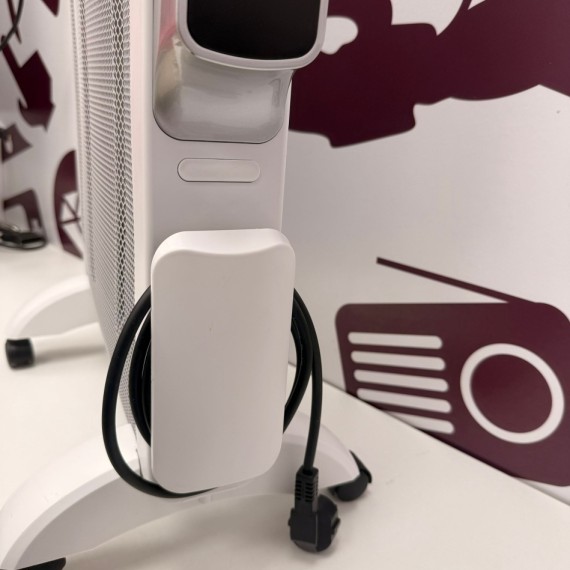 8-8-77040-4-Radiador Electrico FM blanco y negro