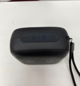 8-8-77142-1-Altavoces Fresh 'n Rebel Rockbox Bold XS.  2