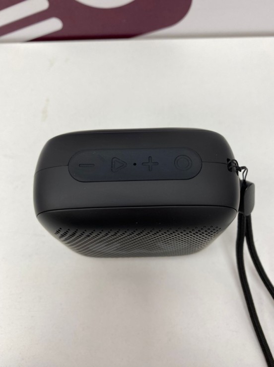 8-8-77142-2-Altavoces Fresh 'n Rebel Rockbox Bold XS. 