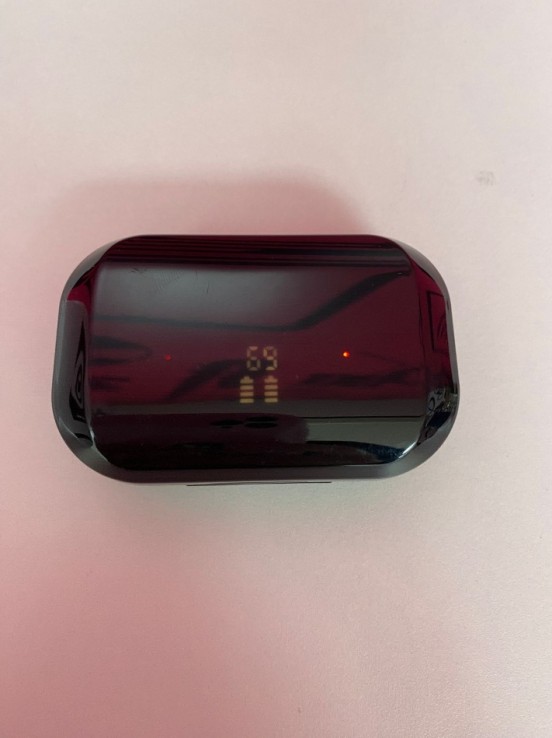 8-8-77165-5-Auriculares Q53