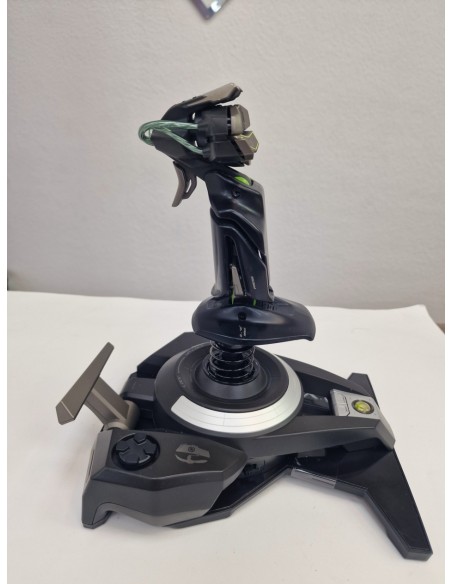 1-1-270818-5-Accesorio Xbox 360 Joystick Cyborg FLY 9