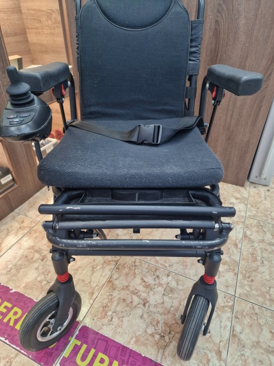 1-1-270781-6-Silla De Ruedas Electrica Negra 2 Motores 250W