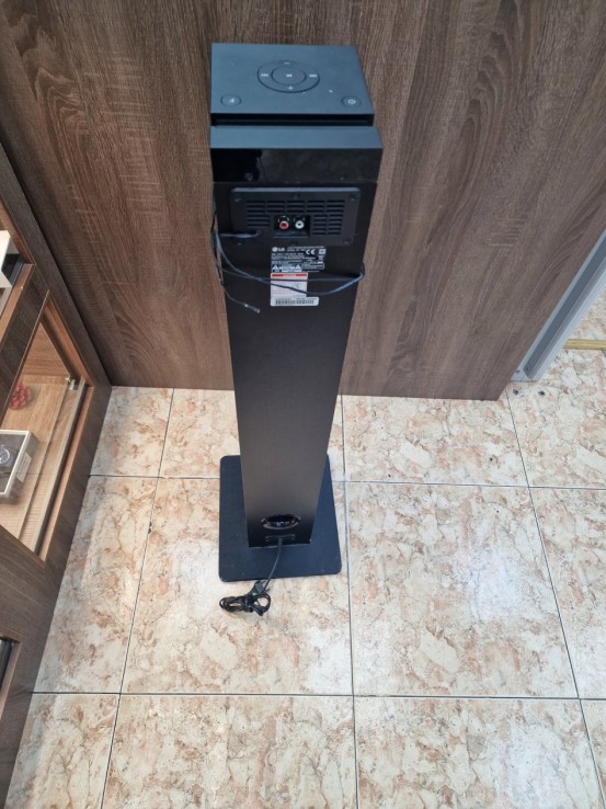 1-1-269318-5-Sonido Torre LG RK-1