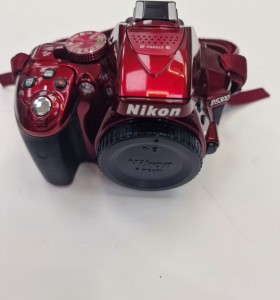 1-1-269282-1-Cámara digital réflex Nikon D5300 Roja 3 Baterias