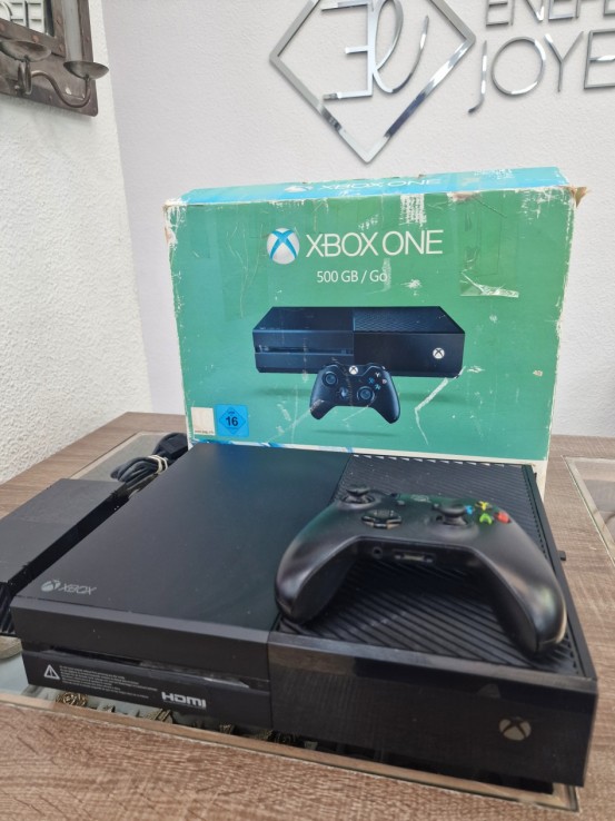 1-1-270843-1-Consola Xbox One Negra 500Gb 