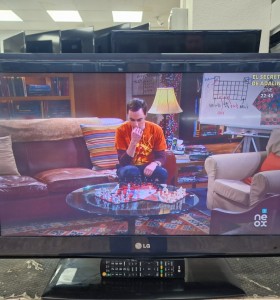 1-1-270851-1-Televisor LED LG 32LE4500 2