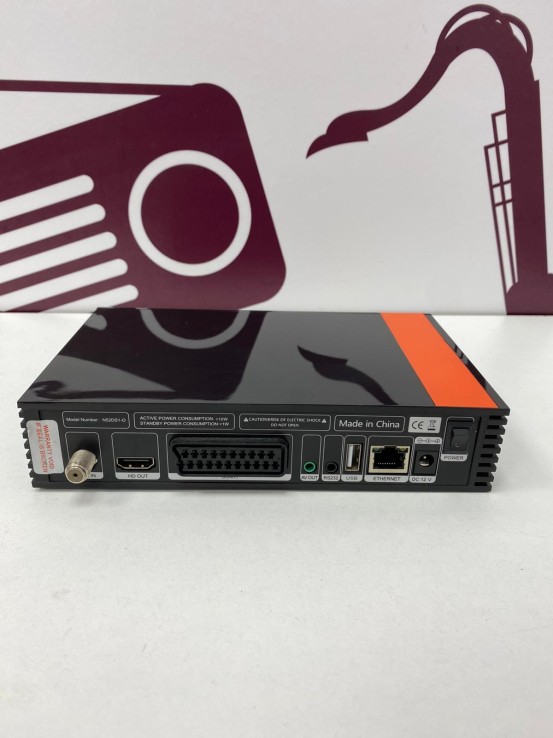 8-8-77228-3-Receptor satélite GTMedia V8 Nova. 