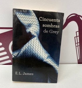 8-8-77264-1-Libro Cincuenta sombras de Grey