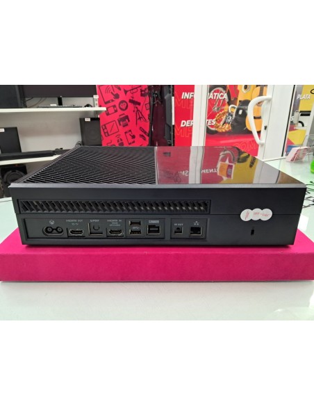 6-6-167084-5-Consola Xbox One