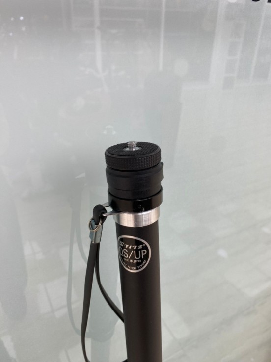 8-8-77272-3-Tripode Monopié para cámara Stitz