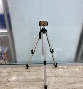 8-8-77297-1-Tripode ligero para cámara 2