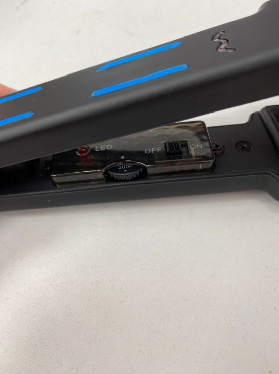 8-8-77308-3-Plancha Pelo