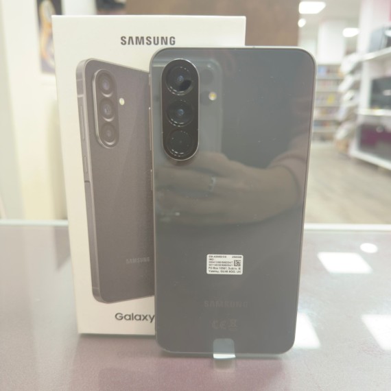 7-7-84379-2-Smartphone Samsung Galaxy A56 5G 8 256 GB (Sin Uso)