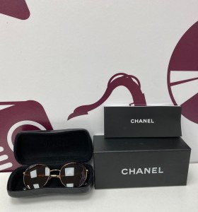 8-8-77322-1-Gafas De Sol Señora CHANEL 4282