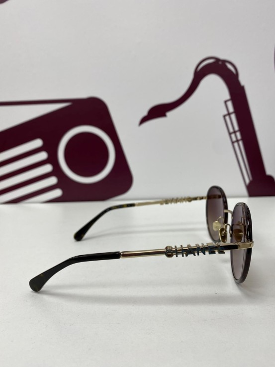 8-8-77322-2-Gafas De Sol Señora CHANEL 4282