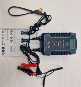 1-1-270906-1-Equipamiento Taller Cargador De Baterias Ring SMART A6