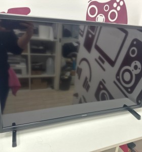 8-8-74841-1-Televisor LED SMART Hitachi 32HAE2351