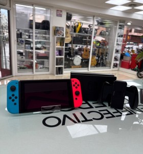 8-8-75298-1-Consola Nintendo Switch Nintendo Switch  2