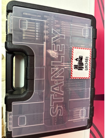 8-8-74916-2-Taladro A Bateria STANLEY FatMax V20 18v SFMCD715 2 bateria Sin usos 