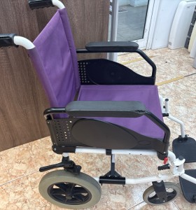 1-1-271056-1-Silla De Ruedas Orthos Morada Blanca