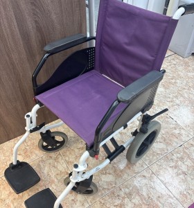 1-1-271056-1-Silla De Ruedas Orthos Morada Blanca 2