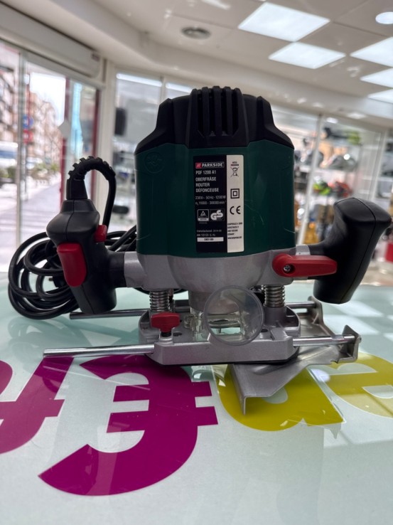 8-8-77349-1-Fresadora Parkside 1200w 