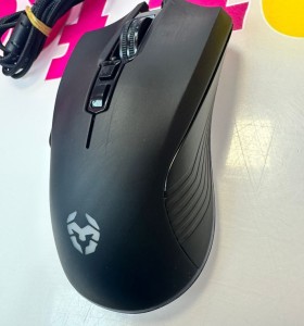 9-9-76526-1-Ratón Krusher 2