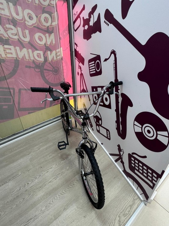 9-9-76634-1-Bmx monty arena 20 color plateado 