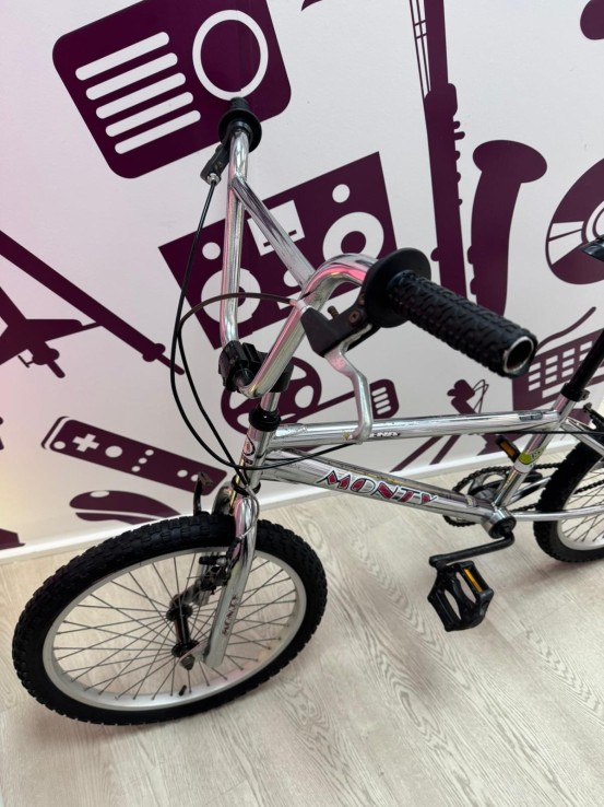 9-9-76634-6-Bmx monty arena 20 color plateado 