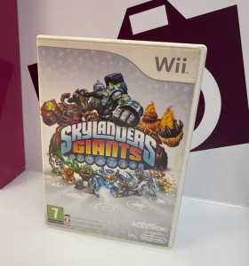 9-9-76907-1-Videojuego Wii Skylanders Giants