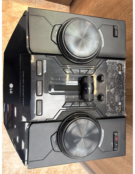 1-1-263970-2-Sonido Altavoz Portatil Bluetooth LG Om5560