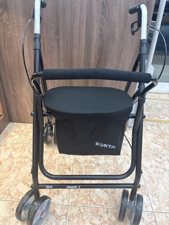 1-1-271215-1-Andador Forta Drako II