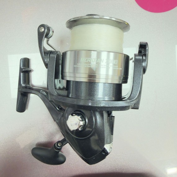 7-7-86420-4-Carrete Pesca Caperlan Meridan 7000