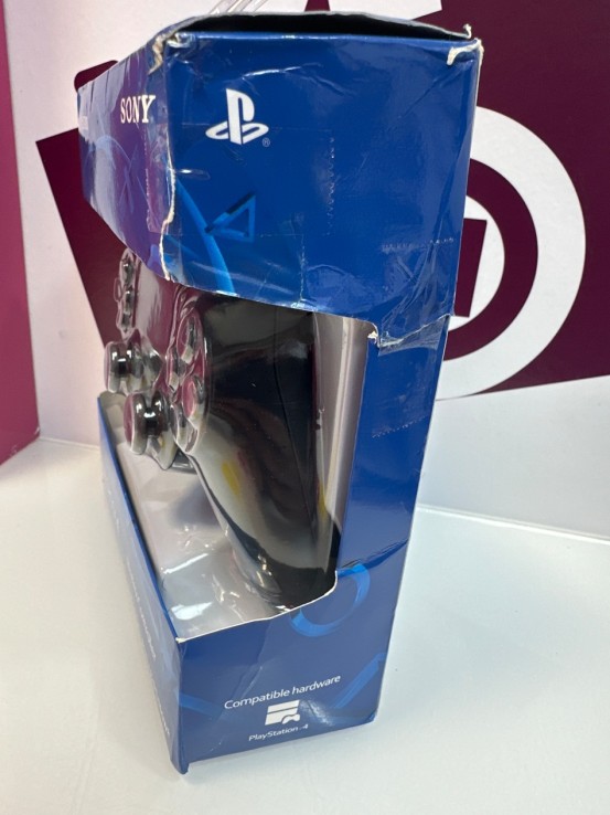 9-9-76939-2-Mando Ps4 