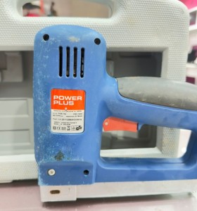 7-7-85149-1-Grapadora Manual Power Pus 2