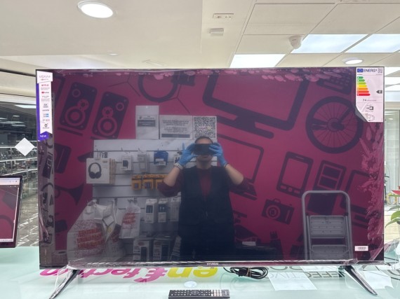 8-8-77478-2-Televisor LED SMART Hyundai UHD 55 HTV5500UV