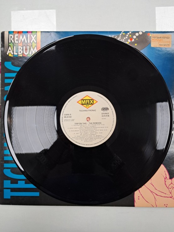 6-6-168442-3-Coleccionismo musical technotronic trip on this