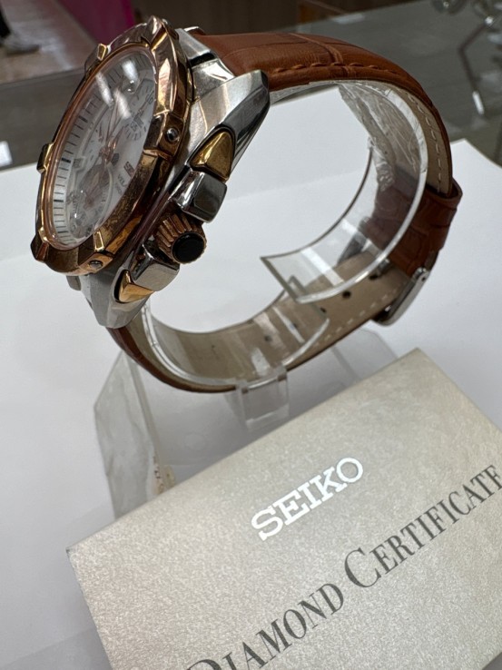 1-1-271374-2-Reloj Alta Gama Señora Seiko Velatura Chronograph Diamantes 