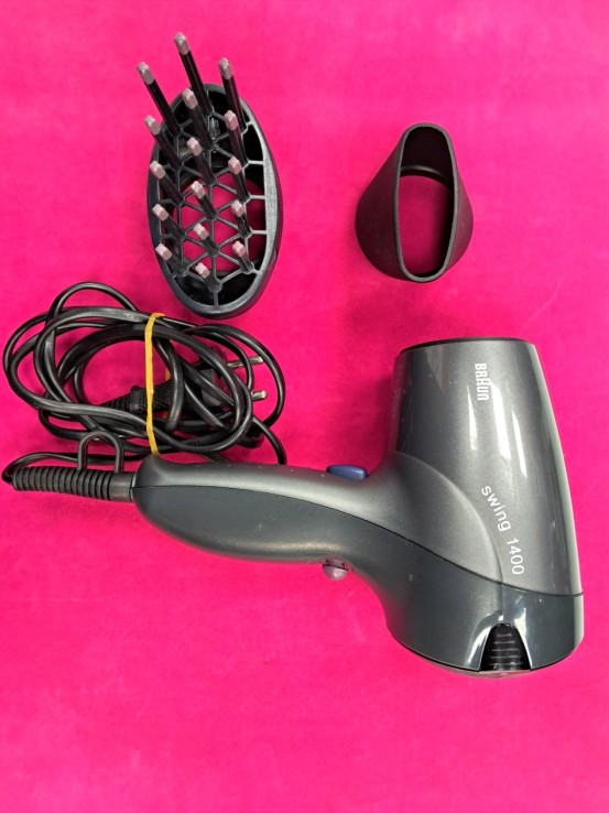 6-6-168518-1-Secador Pelo Braun Swing 1400