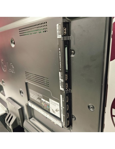 8-8-76872-6-Televisor LED LG 37LS570S (SmarTV Con Cable De Internet)