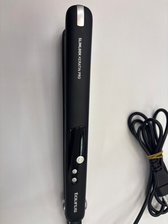 1-1-269408-1-Plancha Pelo Taurus Slimlook Keratine Pro