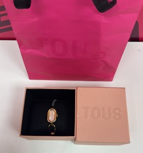 7-7-86519-1-Reloj Alta Gama Señora Eloj Analógico Con Brazalete De Acero IP Negro Y Caja De Acero IPRG Rosado 